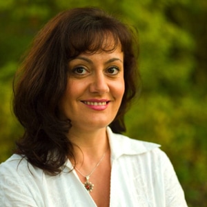 Isabella-Simon Izabella Simon